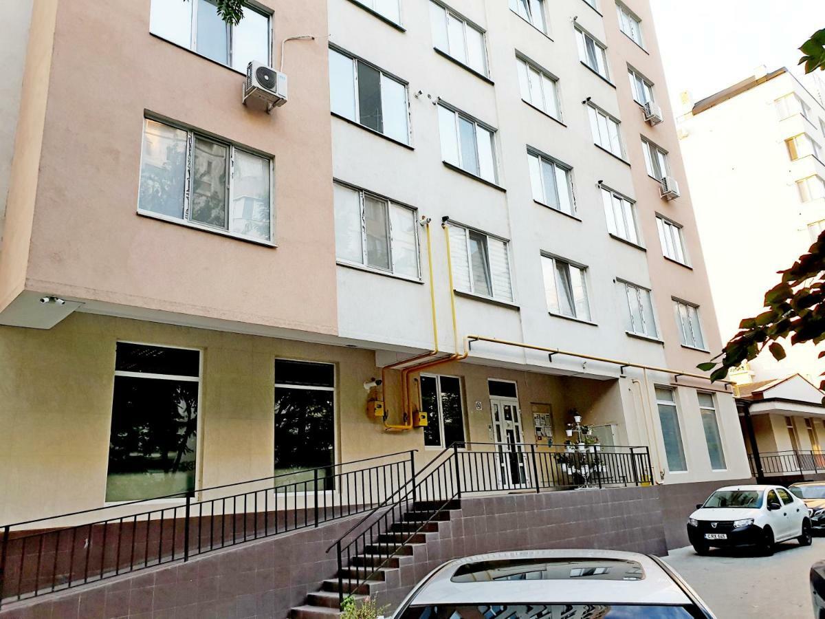 צ'יסינאו Center Apartment On Albisoara Street מראה חיצוני תמונה